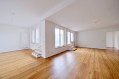 Modern Living Above the City – Stylish 2-Bedroom Apartment with a Generous Rooftop Terrace! in Grafenwoehr, GE