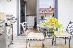 TLA/TDY modern 2BR 1BA w/ heated floors, balcony & BBQ grill, 2min to LRMC [ref: B81C] in Ramstein, Germany