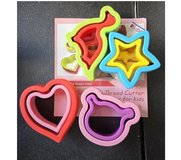 Sandwich cutters for kids, crock pot, cake servers, cooler in Fort Campbell, Kentucky