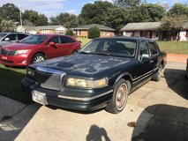1997 Lincoln Town Car in Warner Robins, Georgia