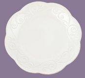 Lenox French Perle Dessert Plates NEW in Ramstein, Germany