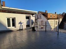 TLA/TDY K-town 2BR 1BA w/ roof top terrace [ref: F38D] in Ramstein, Germany