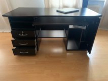 Desk – Lots of Storage, Top Condition! Quick Sale! in Ramstein, Germany