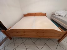 king site bed just 4 months old smoke and pet free I can delivery and set up in Spangdahlem, Germany