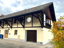 Near Eschenbach - Single-family house in a village setting in Grafenwoehr, GE