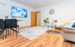 TLA/TDY - downtown 2BR 1.5BA w/ AC, garage, patio & BBQ grill, 5min to RAB [ref: B3G] in Ramstein, Germany