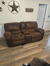 2 loveseats in Warner Robins, Georgia