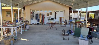 GARAGE SALE TMRW & SUNDAY. 8-4  7878 Quail Springs Rd. Joshua Tree. in Yucca Valley, California