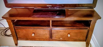 Television (TV) Stand (or Coffee Table) in Oswego, Illinois