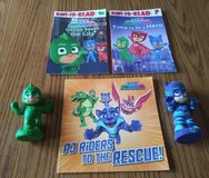 PJ Mask 3 Books 2 Figures Level One in Joliet, Illinois