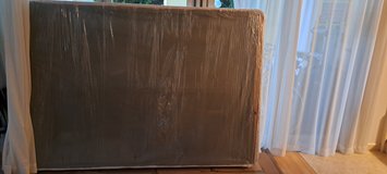 Bed box spring Full size in Okinawa, Japan