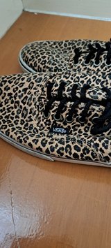 Vans shoes size 9 in Okinawa, Japan