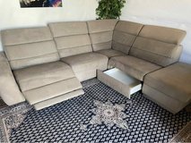 Sectional couch with electric recliner in Spangdahlem, Germany