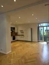 Modern 2-room apartment in back house in Wiesbaden, GE