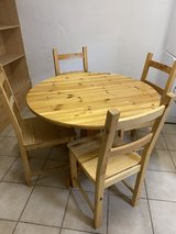 Breakfast Table & 4 Chairs in Ramstein, Germany