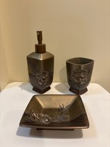 Bathroom accessories set in Stuttgart, GE