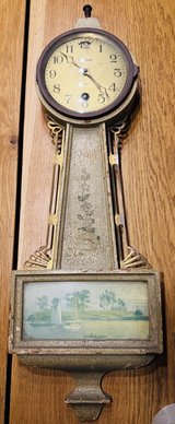 Old ‘Banjo’ Wall Clock in Wiesbaden, GE
