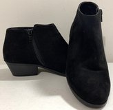 New! Womens size: 5 1/2M Unr8ed Mugsy black Ankle Boots / Booties - 1.5" Heels in Orland Park, Illinois