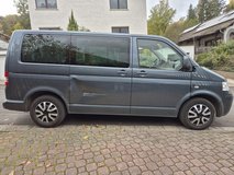 VW Van (Caravelle T5) in Wiesbaden, GE