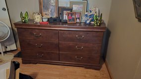 Bedroom Set in Fort Polk, Louisiana