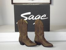 NWOT Ladies Western Boots, Size 7M, EXTREMELY CLEAN! Soles never touched pavement! in Naperville, Illinois
