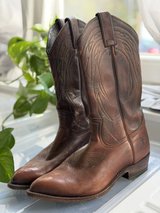 Frye Cowboy Boots - US10 in Ramstein, Germany