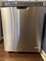 Free Whirlpool Dishwasher- broken handle but works in Byron, Georgia