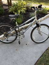 Raleigh SC40 hybrid comfort Bike in Houston, Texas