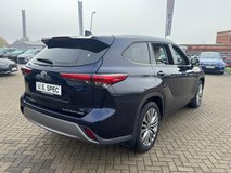 2021 Toyota Highlander Platinum in Ramstein, Germany