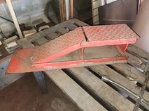 Similar to a Jiffy Jack in 29 Palms, California