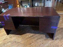 Executive Desk in Naperville, Illinois