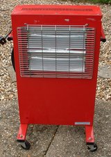 SEALEY INFRARED CABINET HEATER 230v in Lakenheath, UK