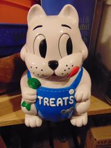Singing Cat Cookie/Treats Jar in Naperville, Illinois