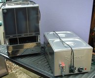 BAIN-MERIE 2 pot and FOOD WAMER CANINET 230v in Lakenheath, UK