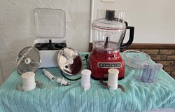 13 cup Kitchen Aid food processor with all attachments in Alamogordo, New Mexico