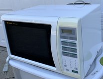 Sharp Carousel Countertop 1250 Watt Microwave in Bolingbrook, Illinois
