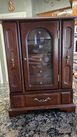 Jewelry Box in Houston, Texas