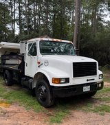 2001 international 4700 in Spring, Texas