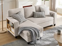 L couch in Glendale Heights, Illinois