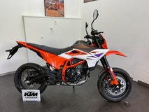 KTM 390 SMCR in Okinawa, Japan