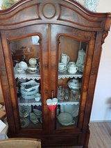 Antique showcase in Baumholder, GE