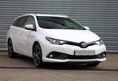 Auris Touring Team D Touring Sports 1.8 Hybrid  99HP   Europ Version in Stuttgart, GE