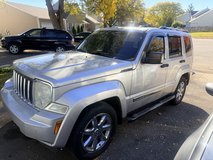 08 Jeep liberty in Aurora, Illinois