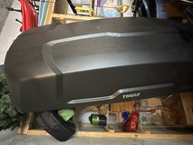 Thule roof mounted cargo box in Stuttgart, GE