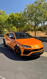 FOR SALE: 2021 LAMBORGHINI URUS – ARANCIO BOREALIS PEARL – 21K MILES – LOADED! in Aurora, Illinois
