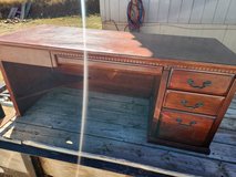 Desk for sale in Alamogordo, New Mexico