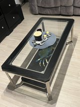 Glass top coffee tables (3 piece set) in Stuttgart, GE