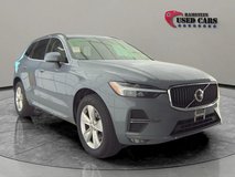 2022 Volvo XC60 B5 Momentum AWD in Ramstein, Germany