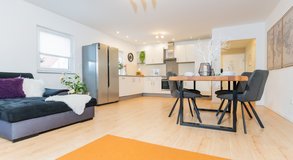 TLA/TDY modern 3BR 2BA w/ heated floors, patio & BBQ grill, 3min to RAB [ref: F24A] in Ramstein, Germany