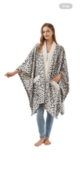 NEW Cozy Plush Snow Leopard Printed Wrap - 50” x 70” in Chicago, Illinois